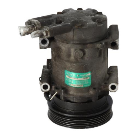 Compresseur clim RENAULT CLIO 2 Photo n°1