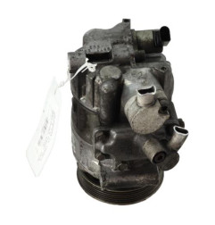 Compresseur clim VOLKSWAGEN GOLF 5 Photo n°4