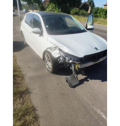 Ecran GPS PEUGEOT 308 2 Photo n°8