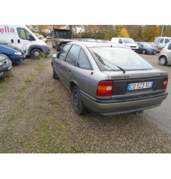 Feu arriere principal droit (feux) OPEL VECTRA A Photo n°12