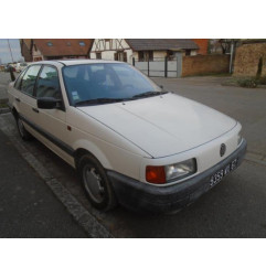 Feu arriere secondaire droit (feux) VOLKSWAGEN PASSAT 3 Photo n°10