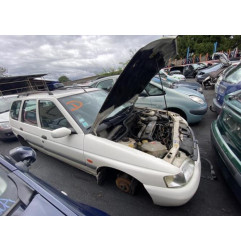 Feu arriere principal gauche (feux) FORD ESCORT 6 Photo n°10