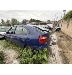 Feu arriere principal droit (feux) RENAULT MEGANE 1 Photo n°13