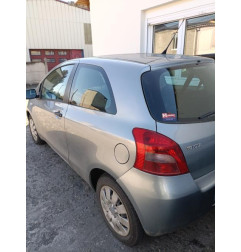 Moteur leve vitre avant gauche TOYOTA YARIS 2 Photo n°7