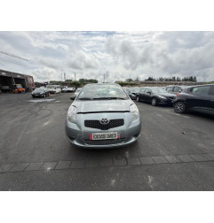 Moteur leve vitre avant gauche TOYOTA YARIS 2 Photo n°9