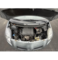 Moteur leve vitre avant gauche TOYOTA YARIS 2 Photo n°10