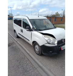 Pare choc arriere FIAT DOBLO 2 Photo n°6