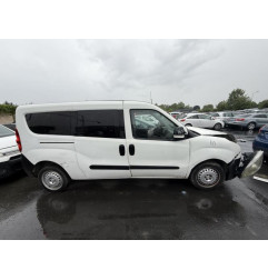 Pompe de direction FIAT DOBLO 2 Photo n°17