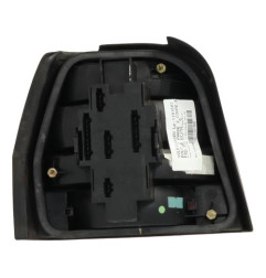 Feu arriere principal droit (feux) VOLKSWAGEN POLO 2 Photo n°6