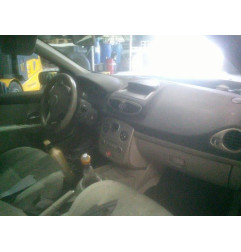 Ceinture avant gauche RENAULT CLIO 3 Photo n°8