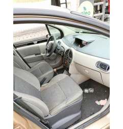 Ceinture avant gauche RENAULT MODUS Photo n°8