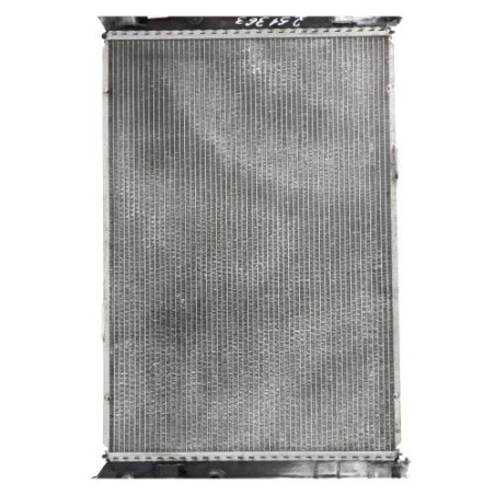 Radiateur eau MERCEDES CLASSE GLA 156 Photo n°1