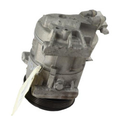 Compresseur clim FIAT 500L Photo n°1