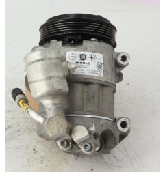 Compresseur clim FIAT 500L Photo n°8