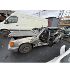 Optique avant secondaire gauche (feux)(clignotant) MERCEDES 300 W124 Photo n°10