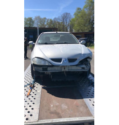 Feu arriere principal gauche (feux) RENAULT MEGANE 1 Photo n°9