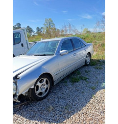 Moteur leve vitre avant droit MERCEDES CLASSE E 210 Photo n°8