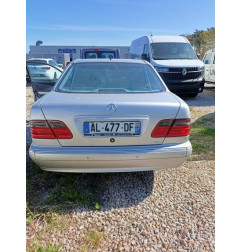 Feu arriere principal gauche (feux) MERCEDES CLASSE E 210 Photo n°9