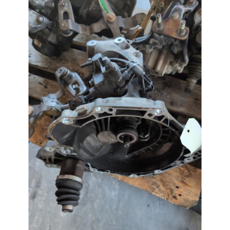 Boite de vitesses OPEL CORSA D
