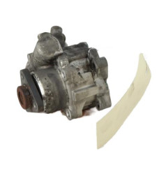 Pompe de direction AUDI A4 2 Photo n°1