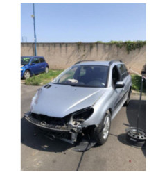 Compresseur clim PEUGEOT 206 Photo n°7