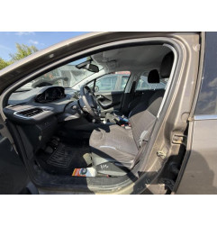 Ecran GPS PEUGEOT 208 1 Photo n°19