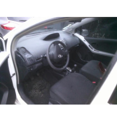 Moteur leve vitre avant gauche TOYOTA YARIS 2 Photo n°7