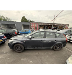 Aile avant droit KIA CEE-D 1 SPORT WAGON Photo n°13