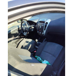 Porte avant gauche KIA CEE-D 1 SPORT WAGON Photo n°8