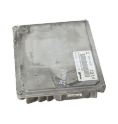 Calculateur moteur OPEL ASTRA J Photo n°3