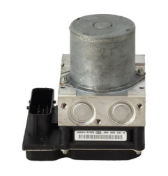 Bloc ABS (freins anti-blocage) BMW X3 E83 Photo n°1