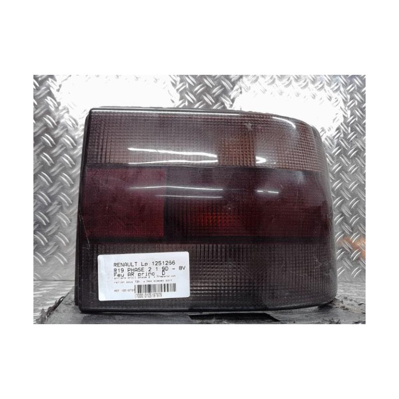 Feu arriere principal droit (feux) RENAULT R19