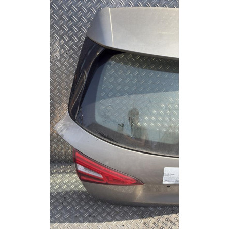 Malle/Hayon arriere MERCEDES CLASSE A 177