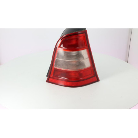 Feu arriere principal droit (feux) MERCEDES CLASSE A 168 Photo n°1