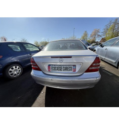 Feu arriere principal droit (feux) MERCEDES CLASSE C 203 Photo n°19