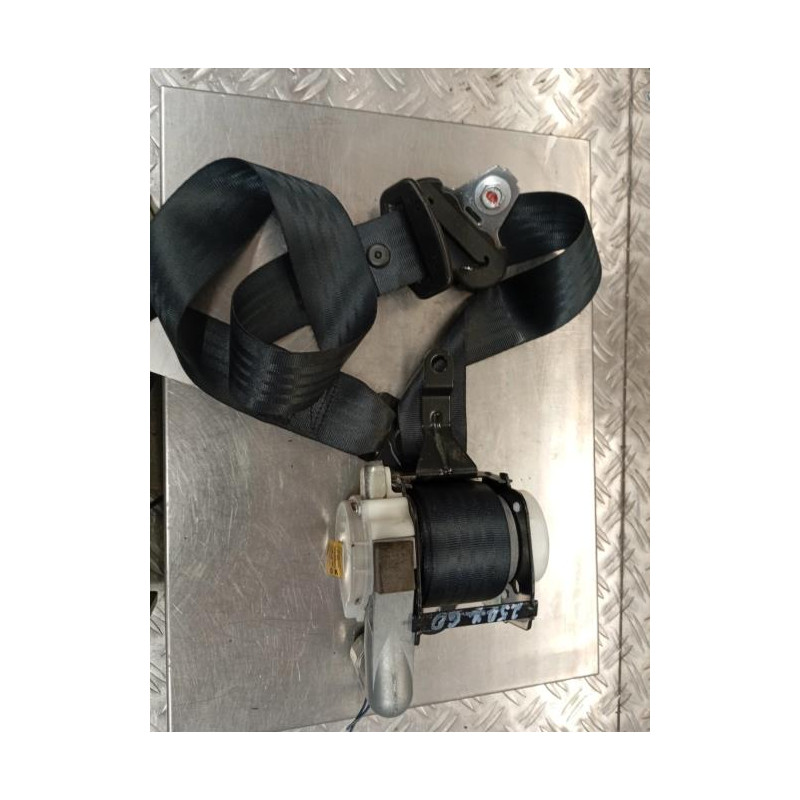 Ceinture avant droit SUZUKI ALTO 3