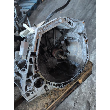 Boite de vitesses RENAULT CLIO 4 Photo n°1