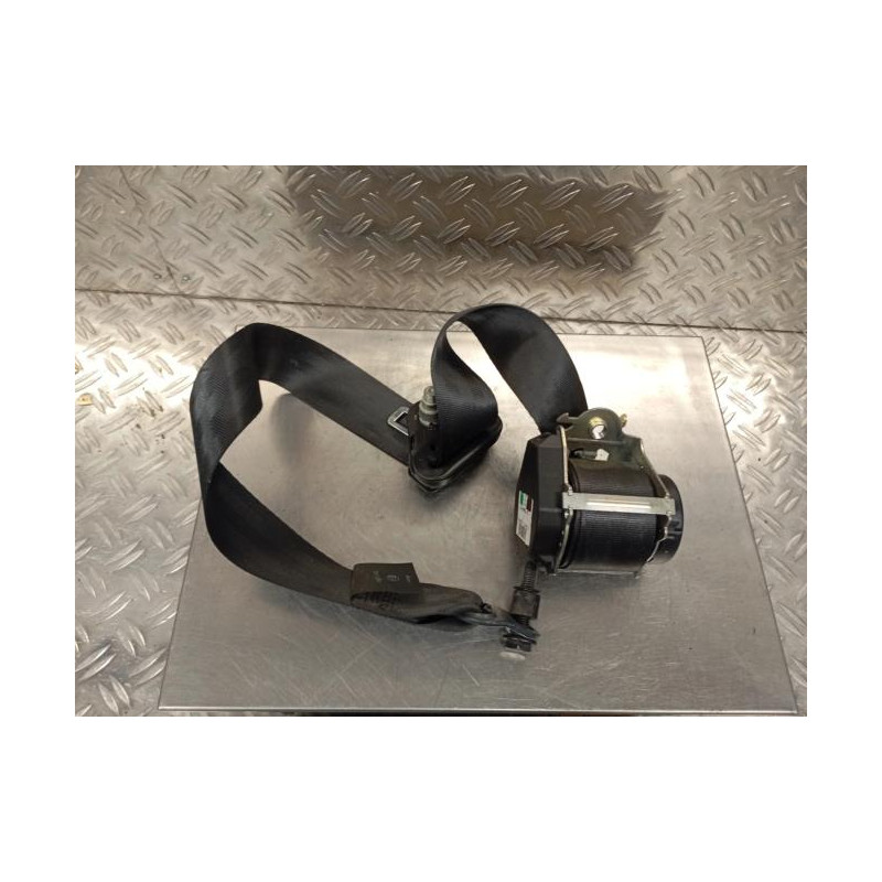 Ceinture avant droit DACIA SANDERO 2