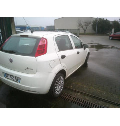 Feu arriere principal droit (feux) FIAT GRANDE PUNTO Photo n°11