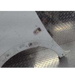 Aile avant gauche TOYOTA YARIS VERSO Photo n°4