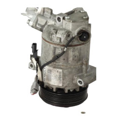 Compresseur clim RENAULT CLIO 4 Photo n°1