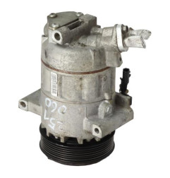 Compresseur clim RENAULT CLIO 4