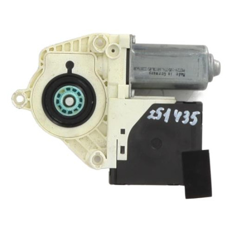 Moteur leve vitre avant droit VOLKSWAGEN PASSAT 5 Photo n°1