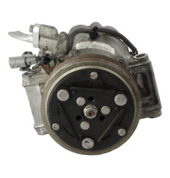 Compresseur clim RENAULT CLIO 5 Photo n°6