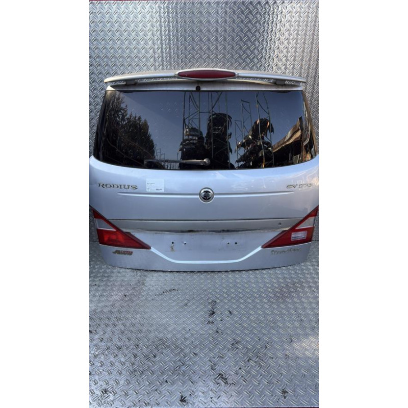 Malle/Hayon arriere SSANGYONG RODIUS 1
