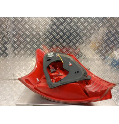 Feu arriere principal droit (feux) TOYOTA YARIS 2 Photo n°3