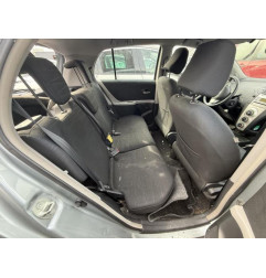 Feu arriere principal droit (feux) TOYOTA YARIS 2 Photo n°17