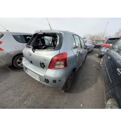 Feu arriere principal droit (feux) TOYOTA YARIS 2 Photo n°19