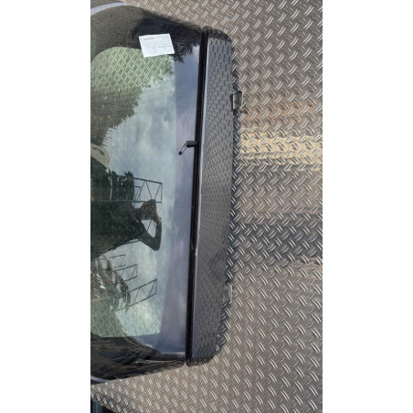 Malle/Hayon arriere PEUGEOT 3008 1