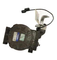 Compresseur clim KIA CARENS 2 Photo n°5